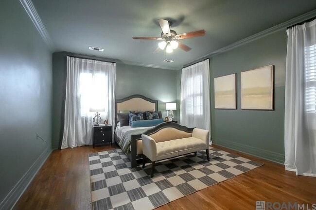 Building Photo - 2221 Olive St