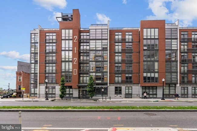 Building Photo - 2120 Vermont Ave NW