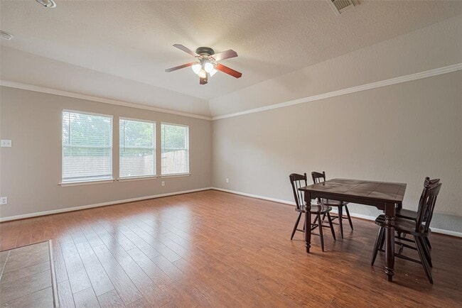 Building Photo - 17323 Thicket Hollow Ln