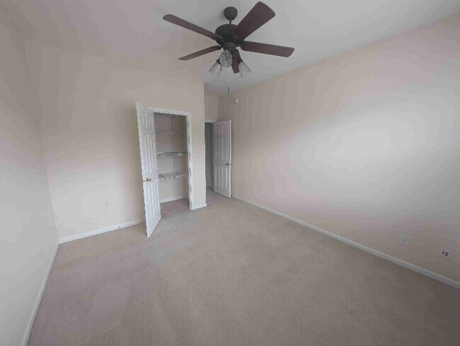 Building Photo - 15554 Smithfield Dr