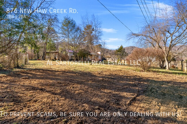 Building Photo - 876 New Haw Creek Rd