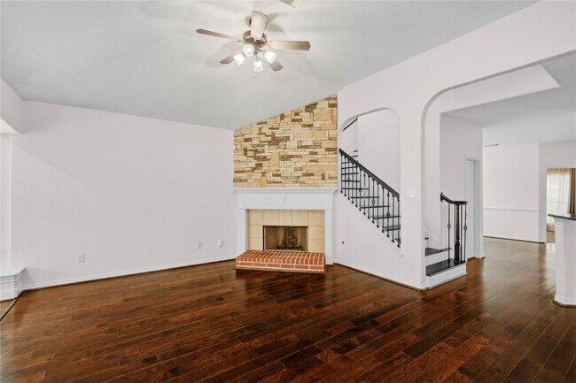 Building Photo - 1403 Lochstone Dr