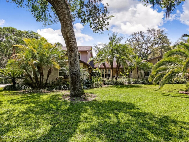 Building Photo - 88 Oakwood Rd