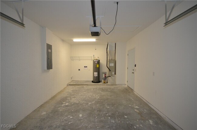 Building Photo - 3305 Bassie Ct