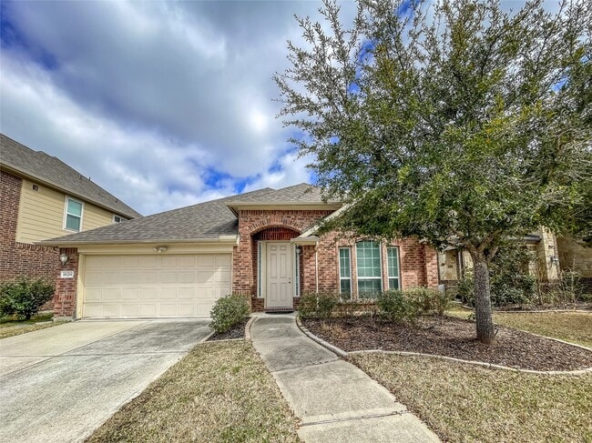 Building Photo - 18126 Golden Falls Ln