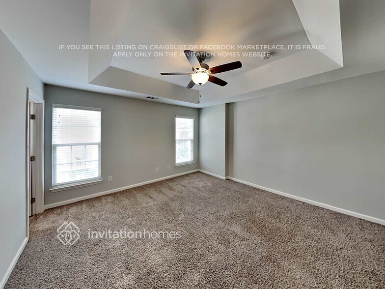 Building Photo - 9512 Blossom Hill Dr