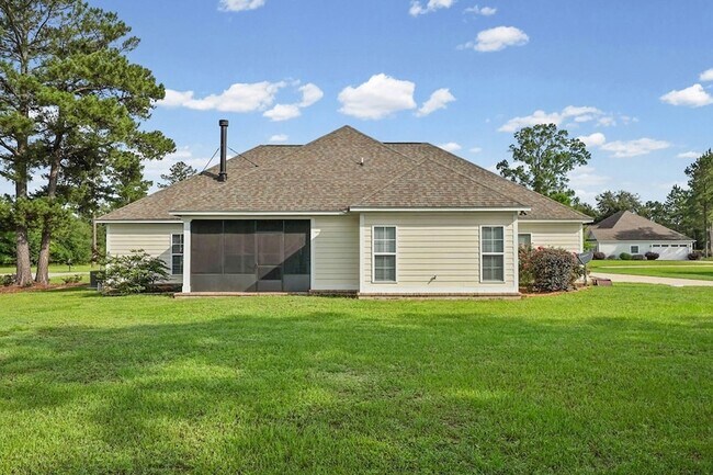 Building Photo - 128 Thistledown Dr