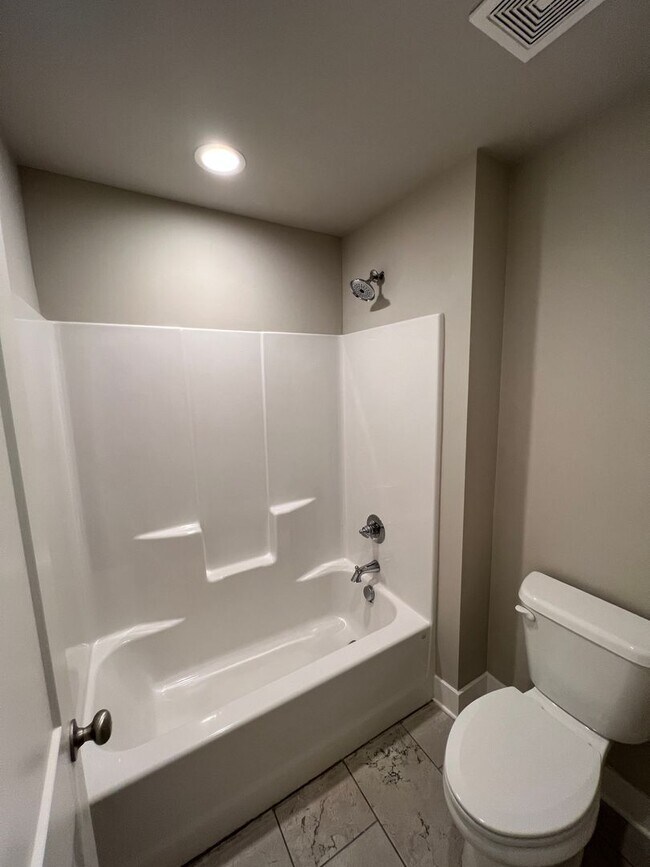 Building Photo - Topper Heights