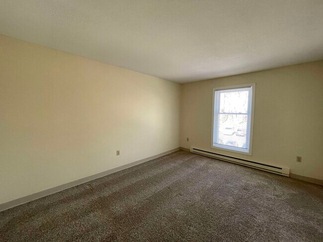 Building Photo - 175 Eastern Ave