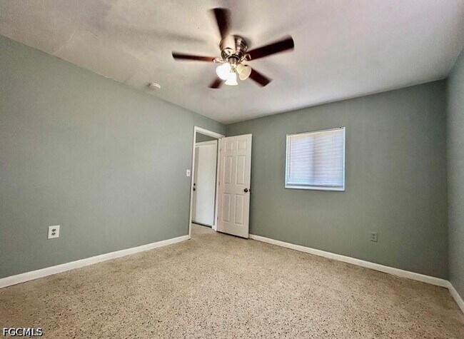 Building Photo - 5510-5512 Third Ave