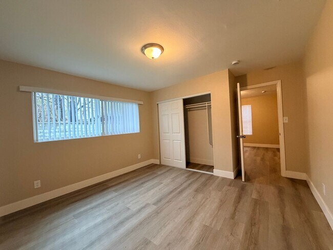 Building Photo - Charming 3-bedroom, 2-bathroom home located in the city of San Bernardino, CA.