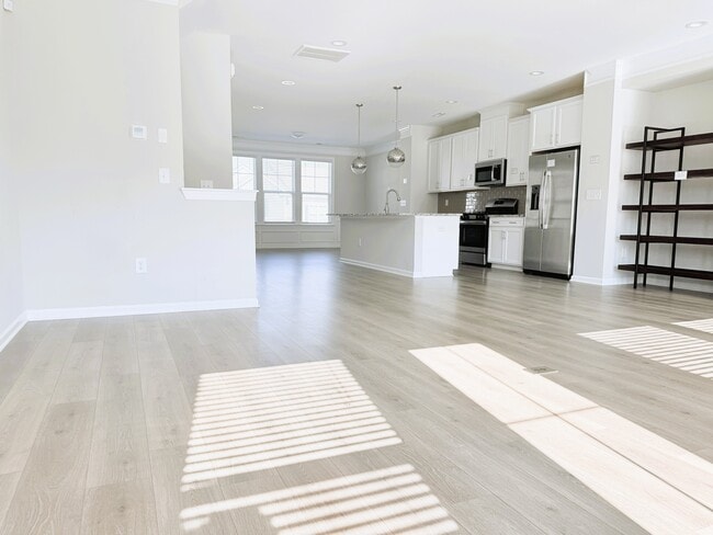 Building Photo - 939 Haybeck Ln