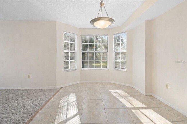 Building Photo - 2051 Royal Bay Blvd