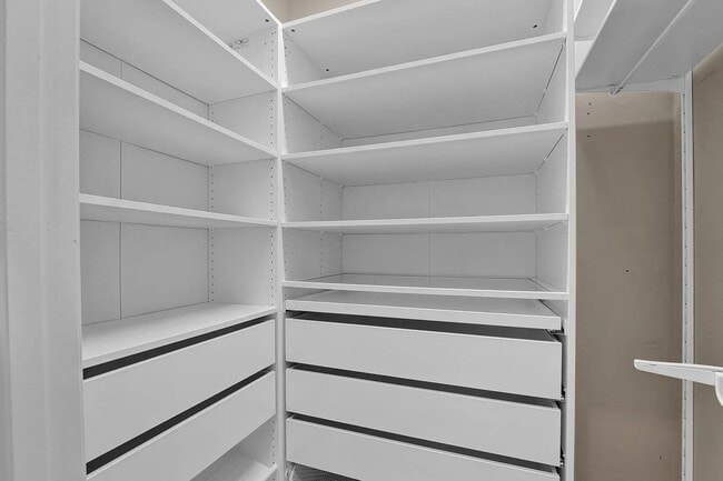 Building Photo - 5967 Carters Bluff Dr
