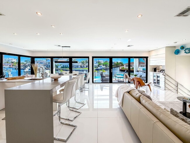 Building Photo - 2628 SE 10th St