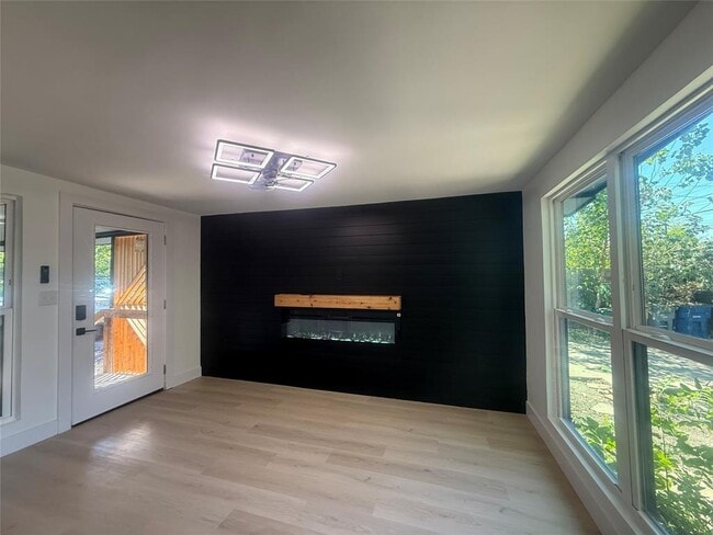 Building Photo - 5903 Nancy Dr