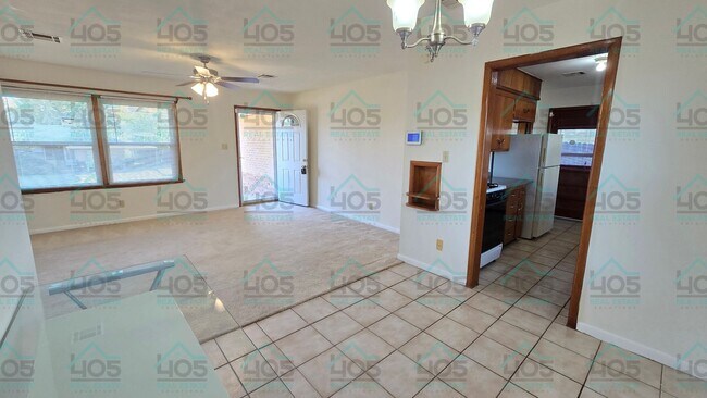 Building Photo - 2 Bed Rental in MWC