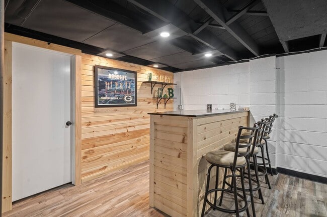 Building Photo - 1446 9th St