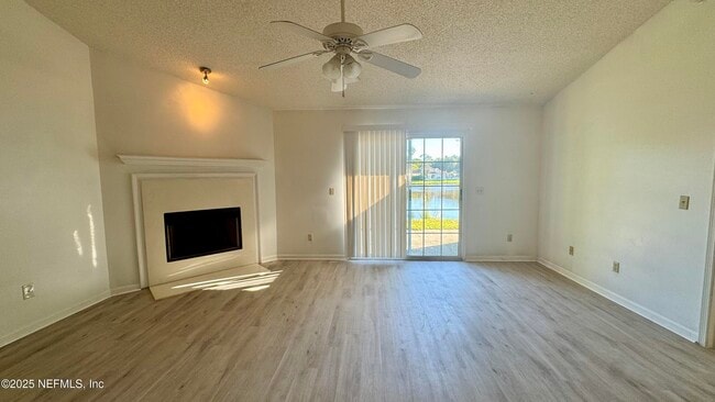 Building Photo - 3696 Barbizon Cir N