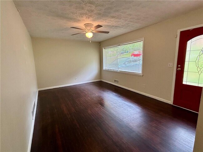 Building Photo - 2712 Sherlock Dr