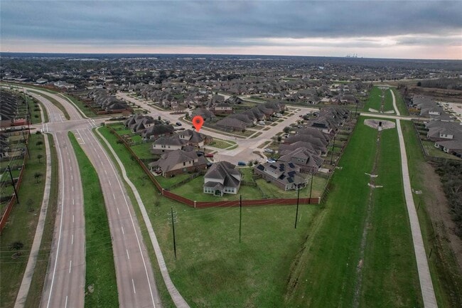 Building Photo - 3511 Christopher Dr