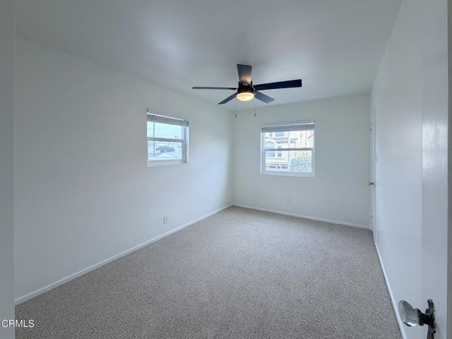 Building Photo - 4027 Ocean Dr