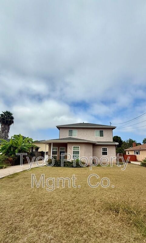 Building Photo - 626 2nd Ave