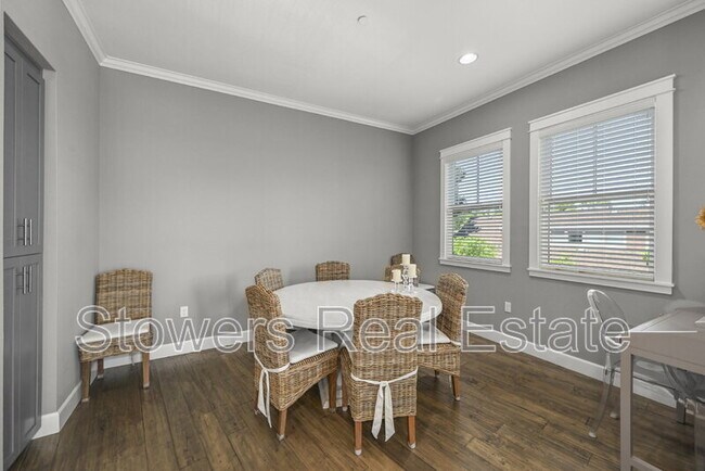 Building Photo - 111 W Prospect Ave