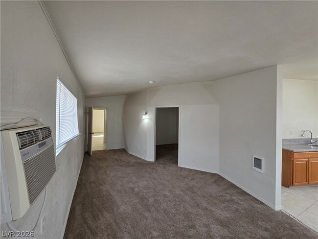 Building Photo - 1427 San Felipe Dr