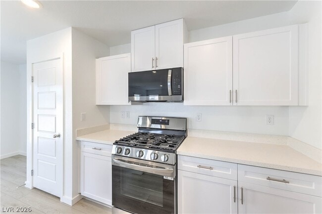 Building Photo - 772 Fallen Phoenix St