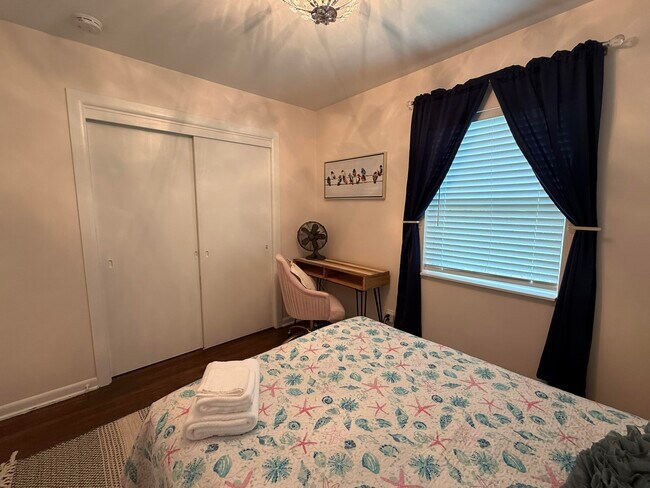 Building Photo - 4107 Garden Ave