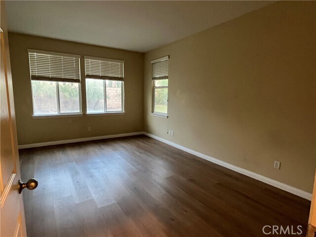 Building Photo - 7792 Shadyside Way