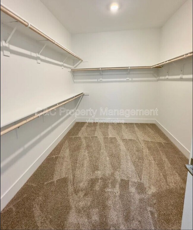 Building Photo - 2782 Old Larks Ln