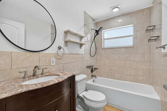 Building Photo - 5058 Canal Cir E
