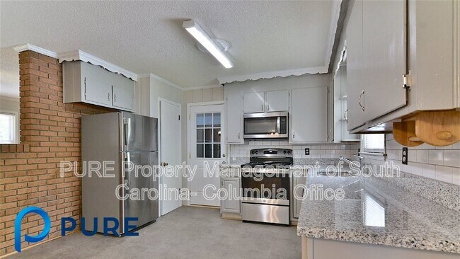 Building Photo - 316 Pitney Rd