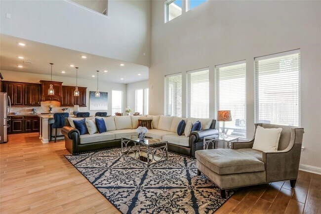 Building Photo - 1815 Carriage Oaks Ln