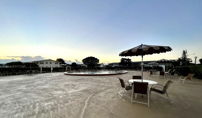 Building Photo - 18 Andover A