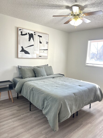 Master Bedroom - 219 14th Ave S