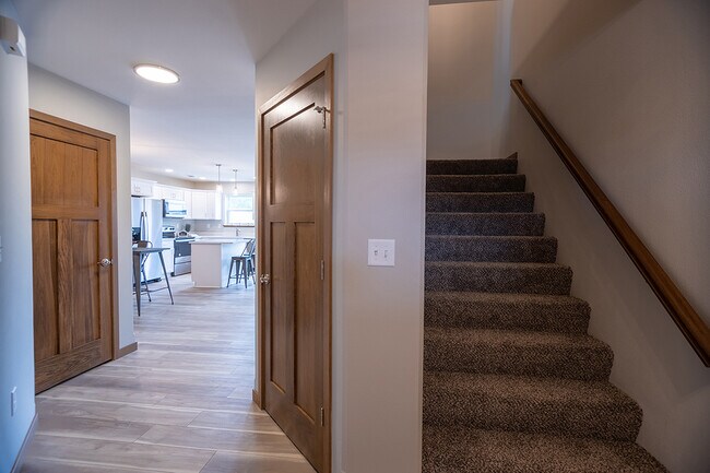 Building Photo - 3402 Green Pastures Ln