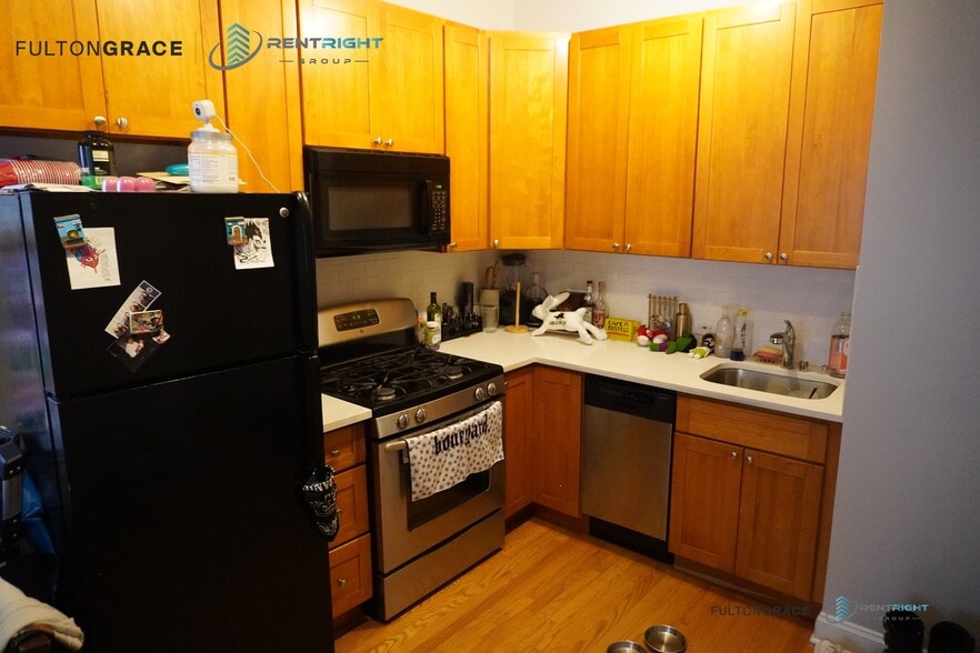 Building Photo - 1846 W 18th St