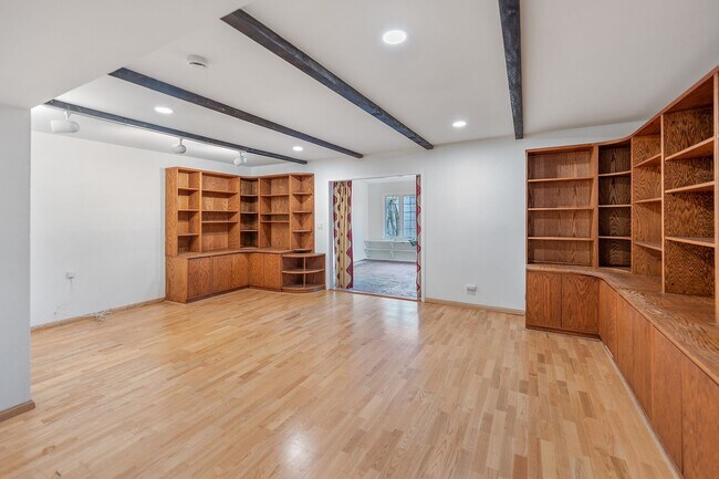 Building Photo - 1486 N Harwood St