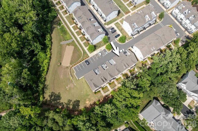 Building Photo - 13018 Simoneaux Ln