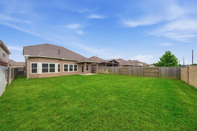Building Photo - 21419 Waldenburg Pl