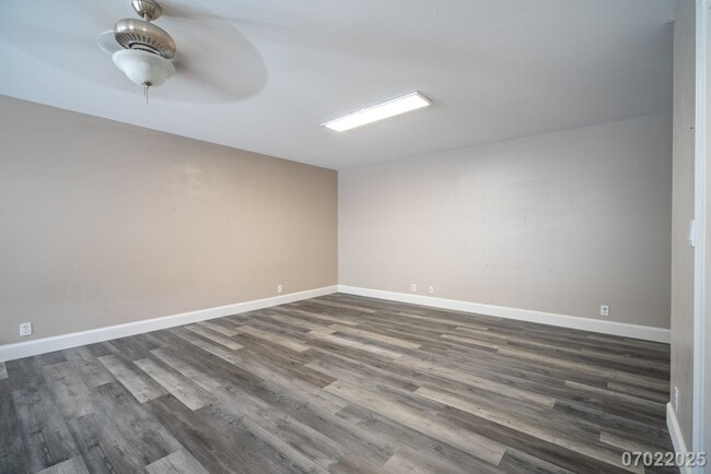 Building Photo - Attached Studio in Aiea