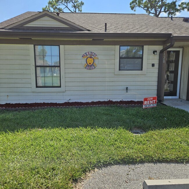 Very cozy and comfortable house - 1120 Fairvilla Dr