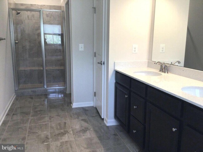 Building Photo - 24903 Dahlia Manor Pl
