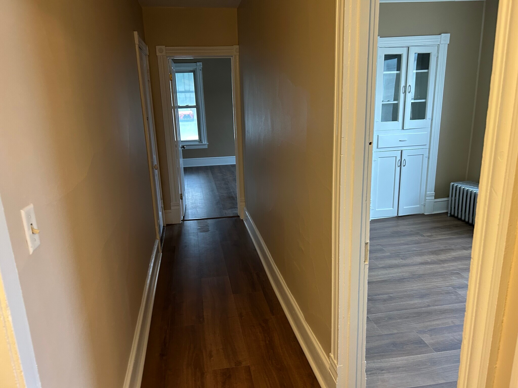 Building Photo - 507 Electric Ave