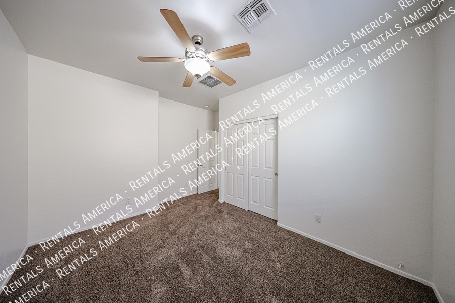 Building Photo - 5614 W Lydia Ln