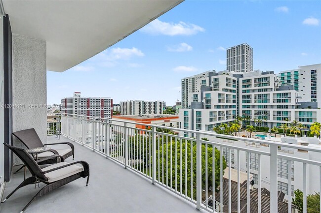 Building Photo - 2275 Biscayne Blvd
