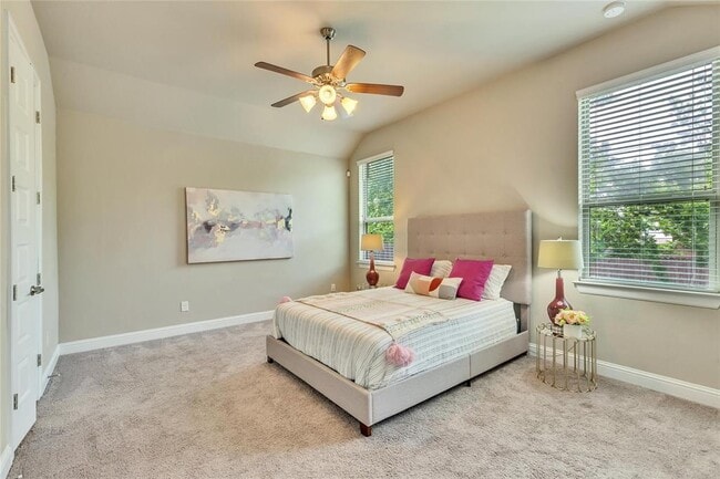 Building Photo - 1805 Grebe Dr